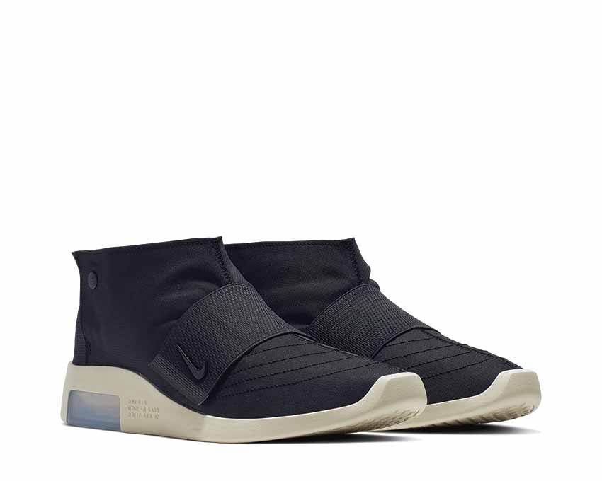 Nike Air Fear Of God Moc Black Seitenansicht — Neopren-Material