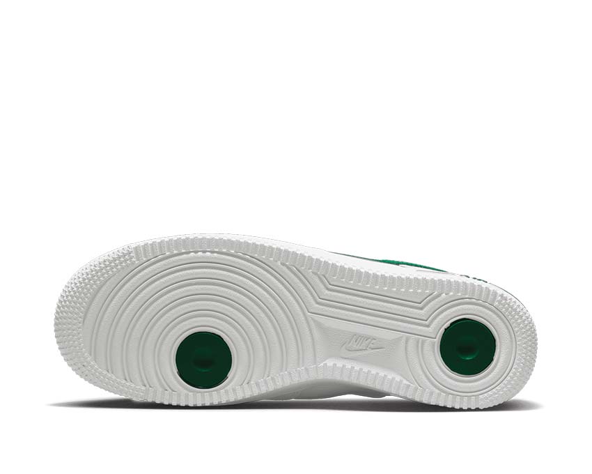 Nike Air Force 1 '07 SE W Sail Malachite White Metallic Gold — vue trois quarts