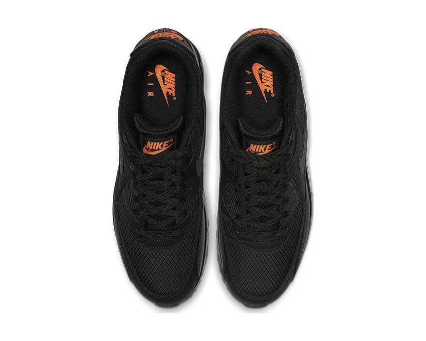 Nike Air Max 90 Black Total Orange détail — tige cuir et mesh